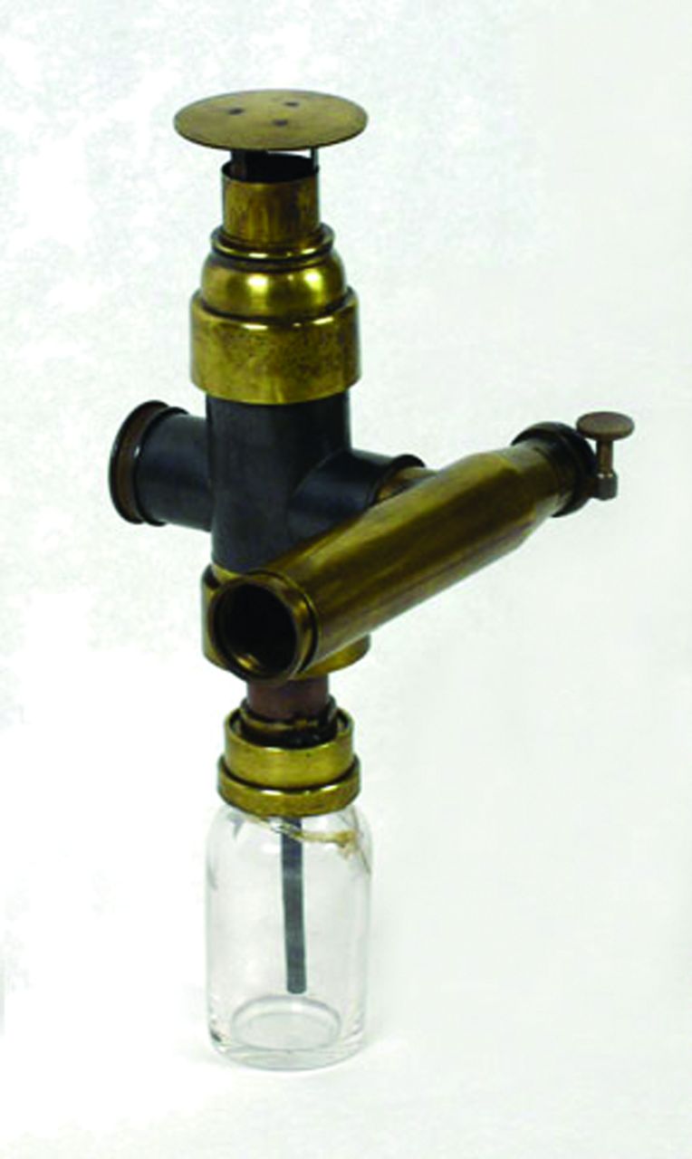 Fig. 3 
        Photograph of a gazogene cystoscope.
      